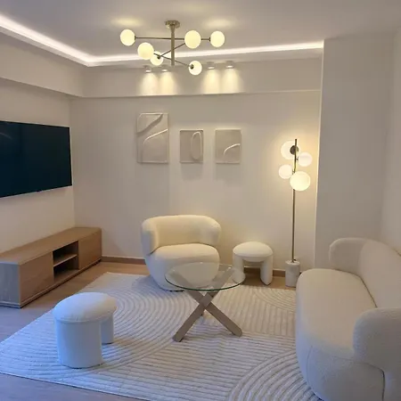Luxury 2 Bedrooms Center Of - Croisette Apartment