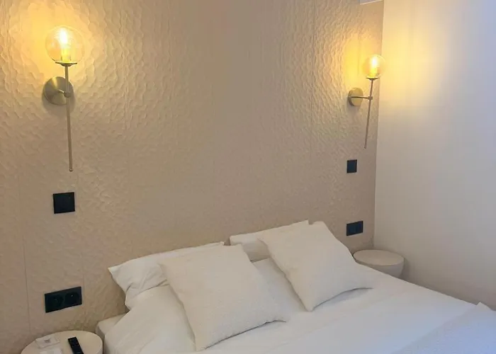 Luxury 2 Bedrooms Center Of - Croisette