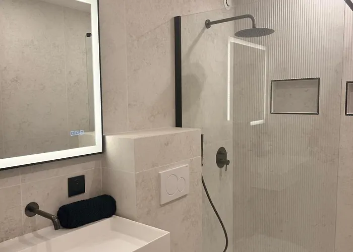 Luxury 2 Bedrooms Center Of - Croisette Apartment